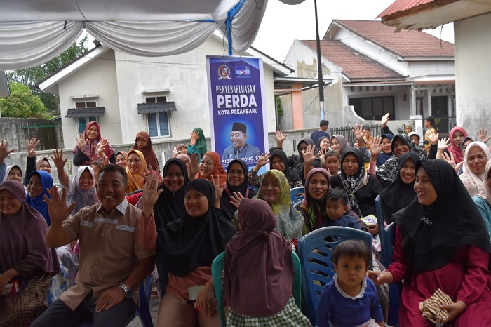Legislator Pekanbaru Sigit Yuwono Sosialisasi Perda Retribusi Pelayanan Kesehatan di Binawidya dan Tuah Madani