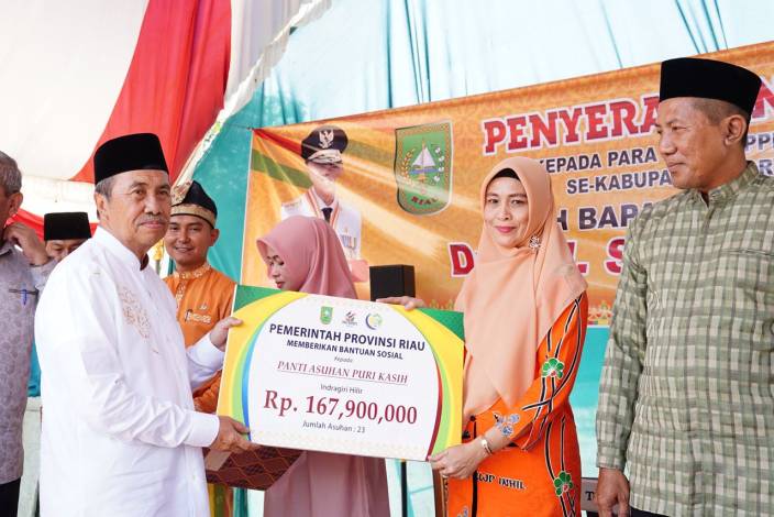 Pemprov Riau Salurkan Bantuan Panti Asuhan Rp1,7 Miliar di Inhu dan Inhil