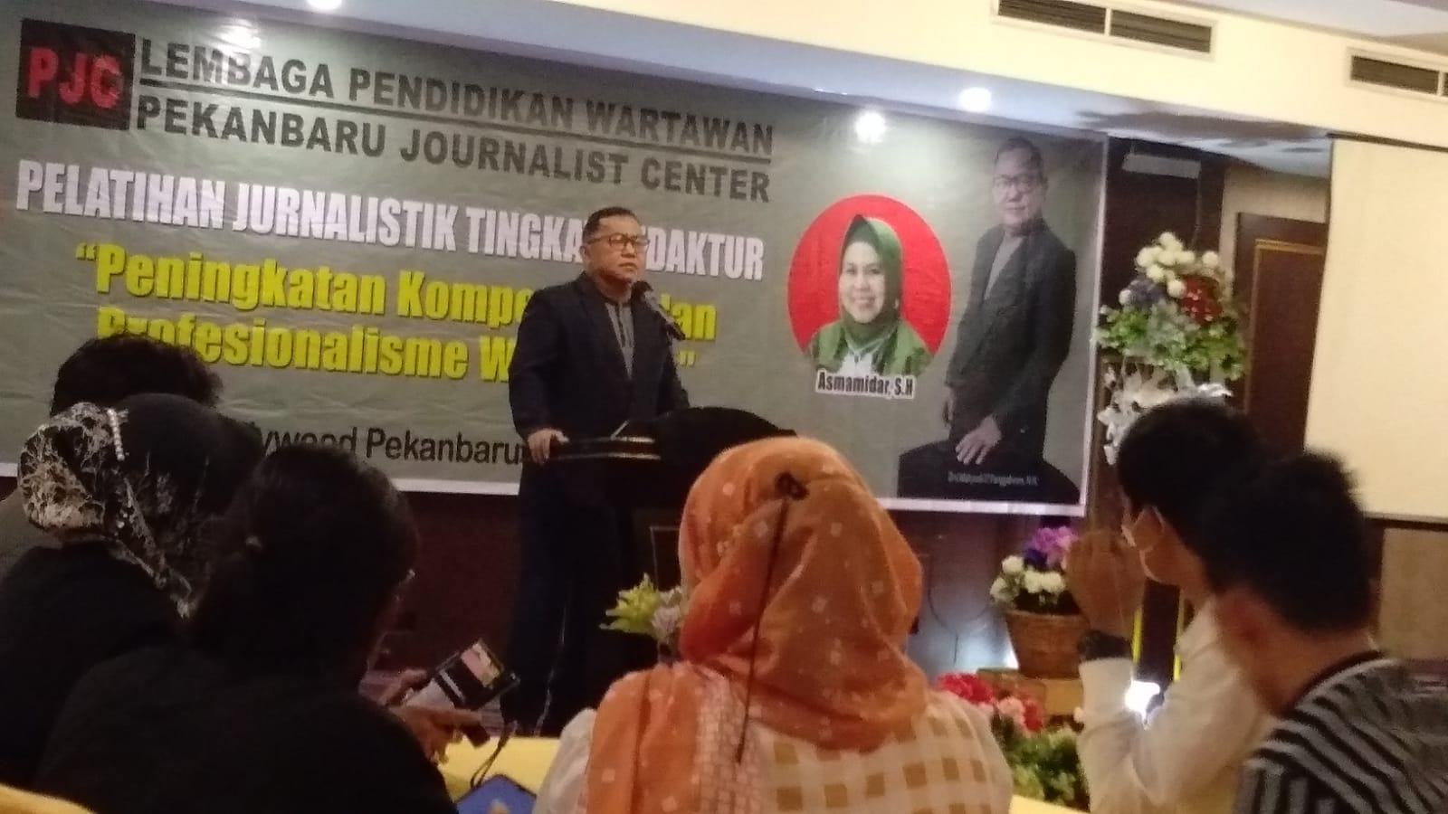 Tiga Wartawan Senior & Seorang  Praktisi Hukum Tampil di Pelatihan Jurnalistik PJC