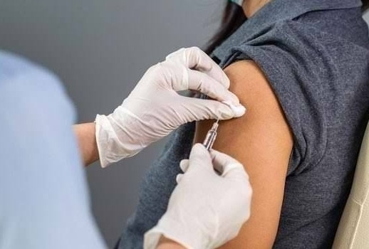 Jangan Sampai Telat, DPRD Desak Nakes Pekanbaru Segera Booster Vaksin