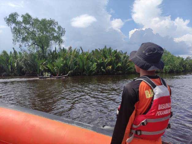 Kapal Pompong Terbalik, Pencari Pucuk Nipah di Inhil Hilang Tenggelam
